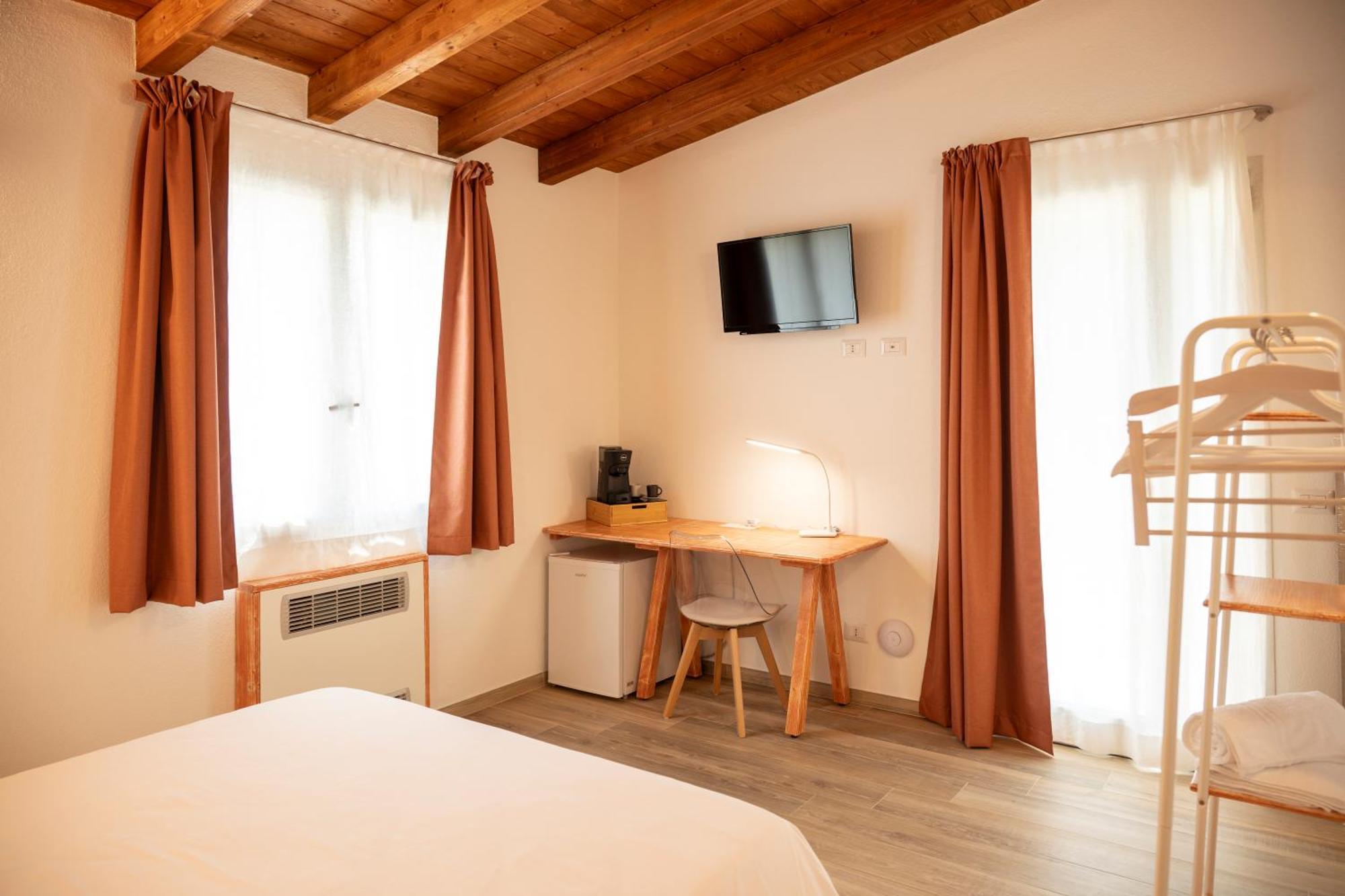 Casa Di Minnanni B&B Санта-Тереза-Галлура Екстер'єр фото